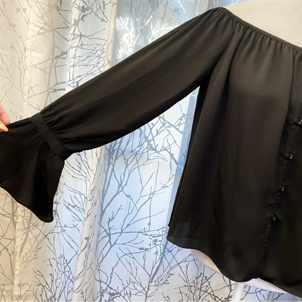 L’Academie black The Off Shoulder long bell sleeve Blouse top - Picture 4 of 8